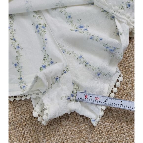 Francesca's Mi Ami Asymmetric Floral Romper Size Large Feminine Cottage Coquette - Picture 8 of 15